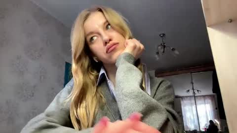 gladyswigg online show from 04/06/26, 03:13