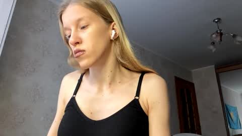 gladyswigg online show from 04/10/26, 09:25