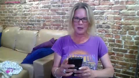 Gwendolyn online show from 05/18/26, 03:35