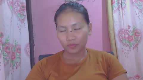 Snapshot of glamgoddess23 chatting on 10/20/25, 01:33 glamgoddess23 online show from 10/20/25, 01:33