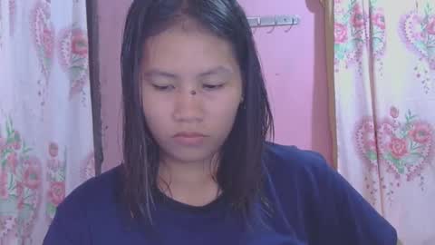 Snapshot of glamgoddess23 chatting on 10/24/25, 12:08 glamgoddess23 online show from 10/24/25, 12:08