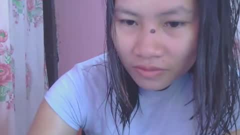 Snapshot of glamgoddess23 chatting on 10/25/25, 12:07 glamgoddess23 online show from 10/25/25, 12:07