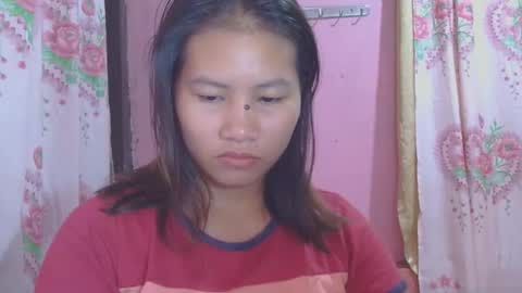 Snapshot of glamgoddess23 chatting on 10/29/25, 12:35 glamgoddess23 online show from 10/29/25, 12:35