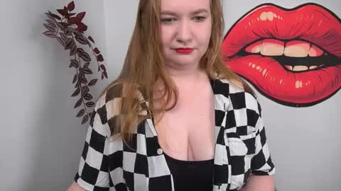 Snapshot of glamorousnikki chatting on 02/23/26, 02:36 Nikki online show from 02/23/26, 02:36