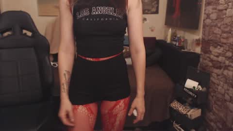 Snapshot of glamourhottie chatting on 01/22/25, 09:35 Glamourhottie online show from 01/22/25, 09:35