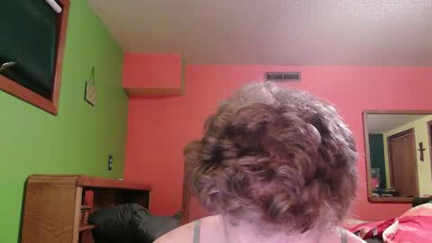 glam trans goddess online show from 11/25/25, 10:43