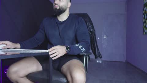 Matthew .. for short call me Matt online show from 01/12/26, 03:56