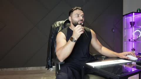 Matthew .. for short call me Matt online show from 05/15/26, 09:00