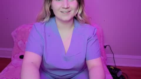 Glitch online show from 04/23/26, 01:40