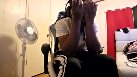 glomightyj online show from 02/01/26, 01:37