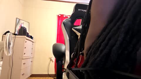 glomightyj online show from 03/29/26, 08:20