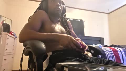 glomightyj online show from 05/12/26, 07:44