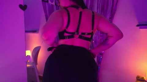 Mimi online show from 02/28/26, 10:22