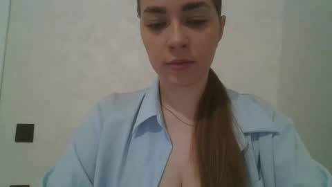 gloria954807 online show from 02/04/26, 09:20