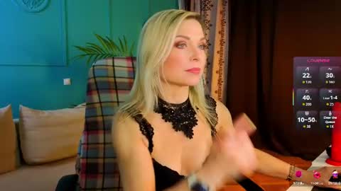 Snapshot of gloria_lovely chatting on 07/14/26, 11:05 Gloria online show from 07/14/26, 11:05