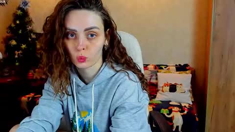 Gloria Wood online show from 01/06/26, 05:05