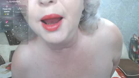 Gloriasguirt online show from 04/01/26, 02:12