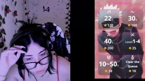 Snapshot of gloriette__ chatting on 03/04/26, 02:01 LALISA online show from 03/04/26, 02:01