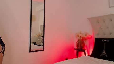 Snapshot of glory_shine chatting on 11/04/25, 12:37 Glory online show from 11/04/25, 12:37