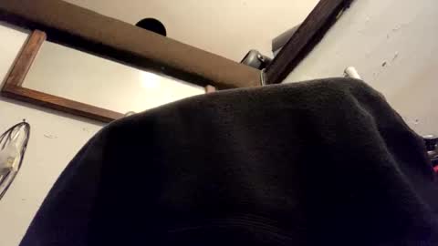 glow28 online show from 04/15/26, 12:45