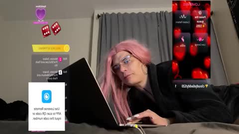 Glow Goddess online show from 11/12/25, 05:52