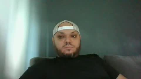 Your boy online show from 10/17/25, 08:39