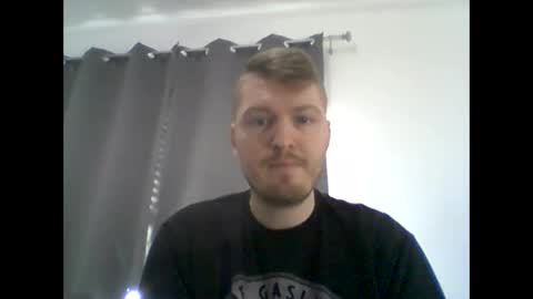 gmonay1331 online show from 11/29/25, 04:10