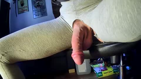 Snapshot of gnaatsch12 chatting on 03/01/25, 03:49 gnaatsch online show from 03/01/25, 03:49