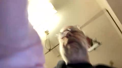 Snapshot of gngnxxx chatting on 11/02/25, 05:21 gngnxxx online show from 11/02/25, 05:21