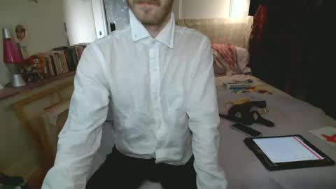 gnickname online show from 06/12/26, 12:20