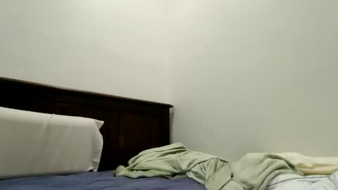 gnik8124 online show from 11/07/25, 07:52