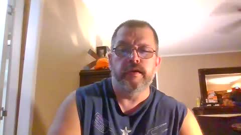 IDKIDCIDGAF online show from 10/01/25, 02:50