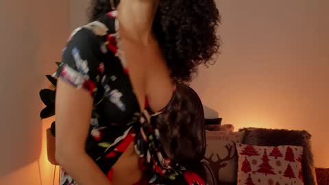 Elena online show from 12/29/24, 02:49