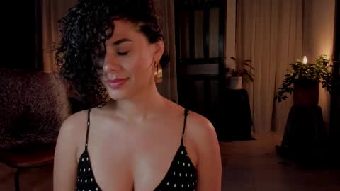 Elena online show from 04/25/26, 12:57