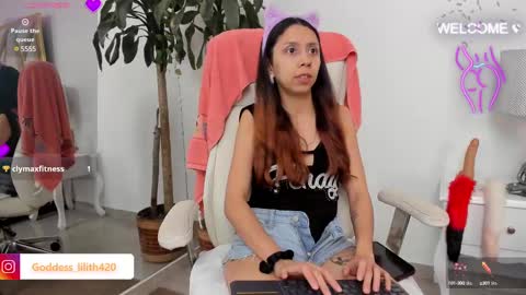 Lilith online show from 12/15/24, 02:30