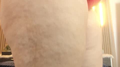 Snapshot of goddess_arethaozz chatting on 02/22/26, 05:44 Aretha online show from 02/22/26, 05:44