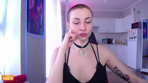 Elpis Foxter online show from 05/07/26, 10:42