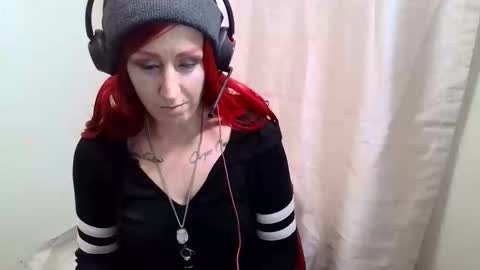 Snapshot of goddess_ivy_kaos chatting on 11/20/25, 11:32 goddess_ivy_kaos online show from 11/20/25, 11:32