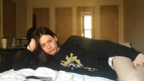 goddess_larz online show from 11/05/25, 06:19