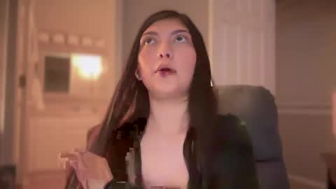 Snapshot of goddess_milaa chatting on 12/30/24, 08:10 Princess Miila BBC Daddy online show from 12/30/24, 08:10