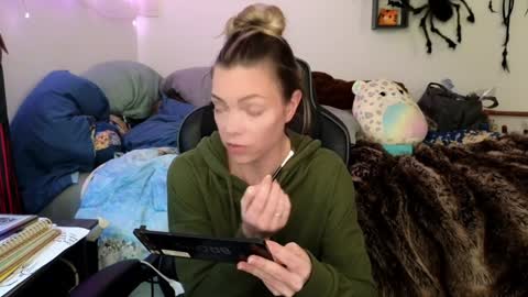 Patricia Mars           Goddess of Mars twitter thegoddessmindy online show from 01/14/25, 03:36