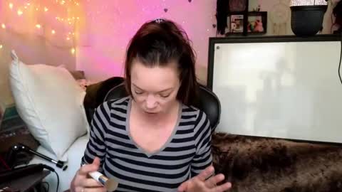 Patricia Mars           Goddess of Mars twitter thegoddessmindy online show from 03/18/26, 02:42