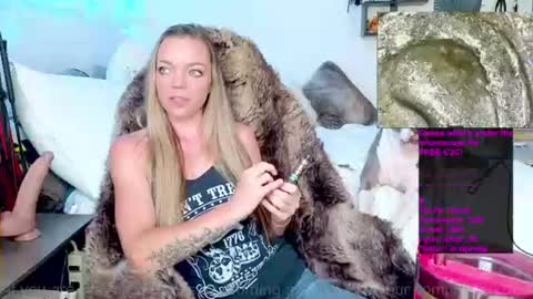 Patricia Mars           Goddess of Mars twitter thegoddessmindy online show from 08/04/26, 02:30