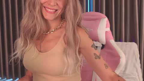 Katarina online show from 04/28/26, 10:09