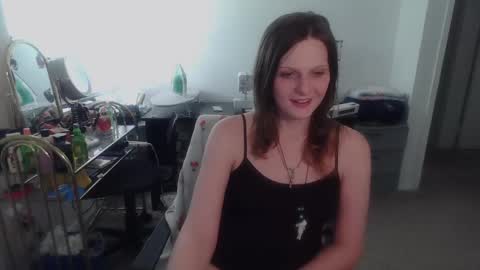 Goddess of Insanity online show from 05/26/26, 02:57