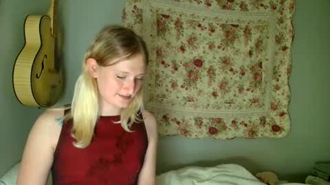 goddessalison online show from 06/07/26, 01:43