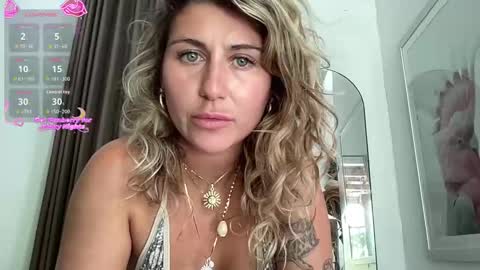 GoddessDove online show from 01/15/26, 04:17