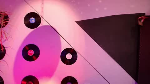 Julieta online show from 11/17/25, 06:35