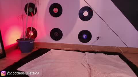 Julieta online show from 03/24/26, 07:08