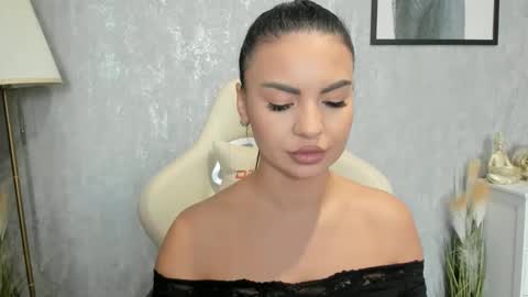 Snapshot of goddessmiaa chatting on 10/13/25, 08:47 Mistress online show from 10/13/25, 08:47